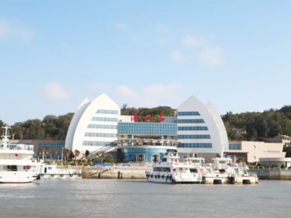 業(yè)盛堂福建莆田湄洲島“凝心聚力，愛(ài)在路上”旅游拓展活動(dòng)